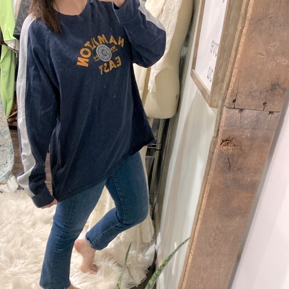 Old navy vintage blue sweatshirt size XLarge Hamilton east graphic - Picture 2 of 6